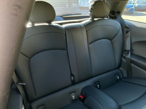 Used 2019 MINI Cooper S image 21