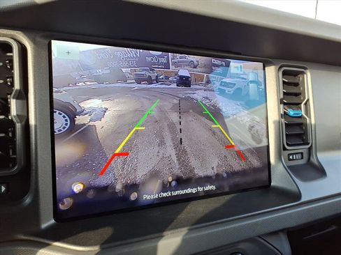 Used 2024 Ford Bronco Black Diamond image 20