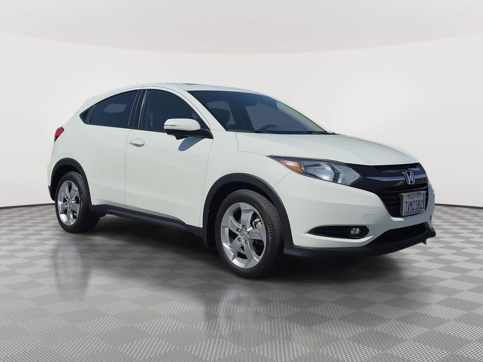 Used 2016 Honda HR-V EX image 3