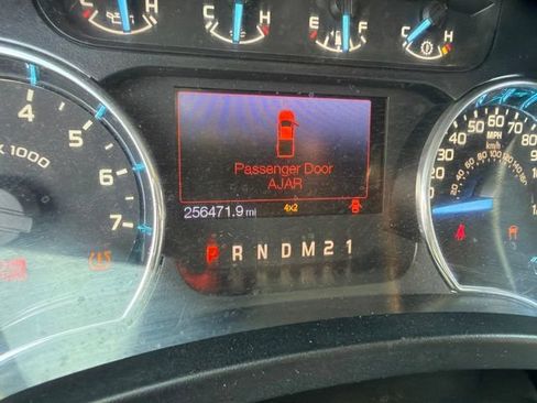 Used 2012 Ford F150 XLT w/ HD Payload Pkg AWD/4WD image 6