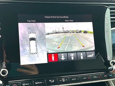 Used 2023 Jeep Wagoneer L Series II w/ Convenience Group I image 34