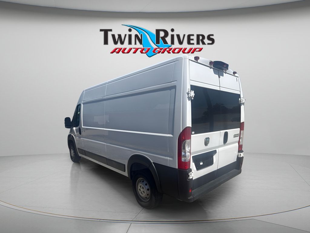 Used 2023 RAM ProMaster 2500 FWD image 2