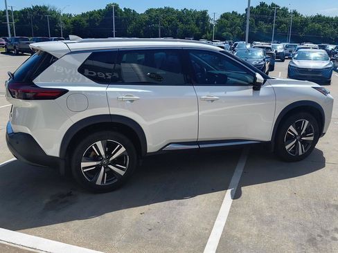Used 2021 Nissan Rogue SL w/ Premium Package FWD image 34