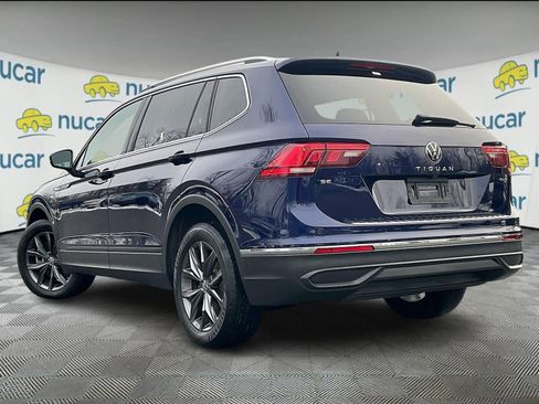 Used 2022 Volkswagen Tiguan SE image 3