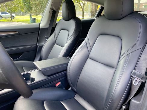 Used 2022 Tesla Model 3 image 30