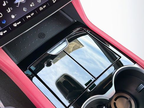 New 2025 Maserati Grecale Modena image 29