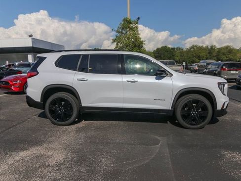 Used 2026 GMC Acadia Elevation w/ Black Edition FWD image 11