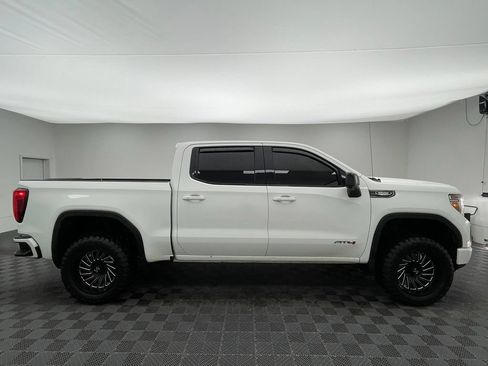 Used 2022 GMC Sierra 1500 AT4 w/ AT4 Preferred Package AWD/4WD image 7