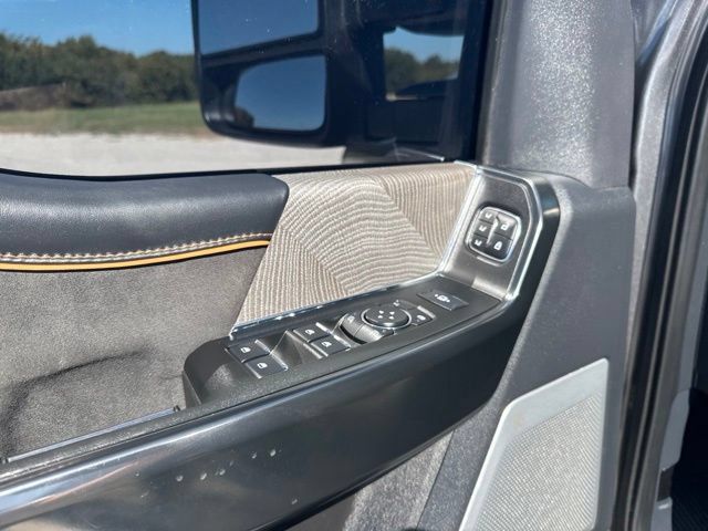 Used 2024 Ford F250 Platinum w/ Tremor Off-Road Package AWD/4WD image 24