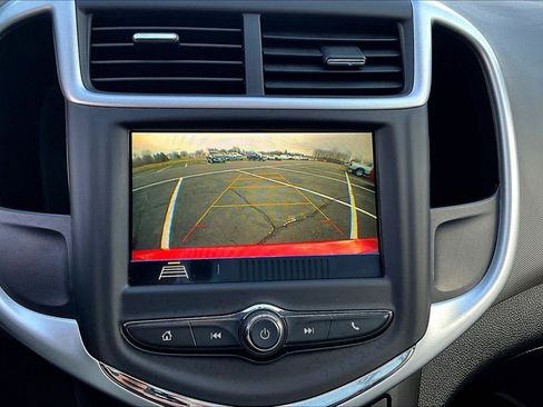 Used 2018 Chevrolet Sonic LS image 20