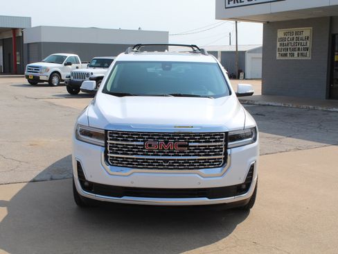 Used 2023 GMC Acadia Denali w/ Denali Technology Package AWD/4WD image 12