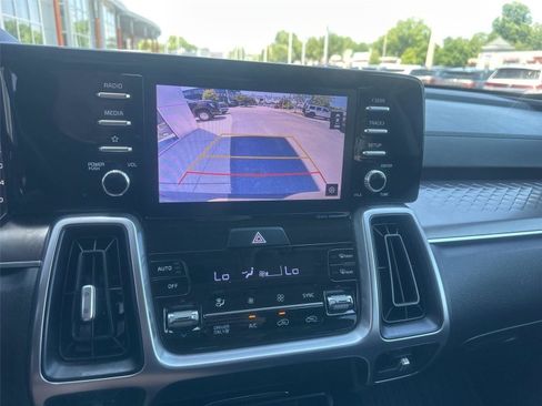 Used 2021 Kia Sorento S FWD image 28