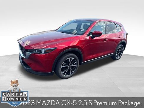 Used 2023 MAZDA CX-5 AWD 2.5 S w/ Premium Package image 3