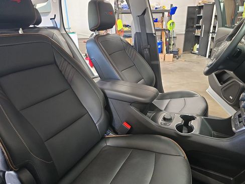 Certified 2024 GMC Terrain AT4 w/ Infotainment Package II AWD/4WD image 10