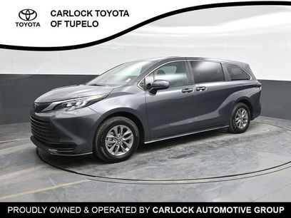 Used 2025 Toyota Sienna LE