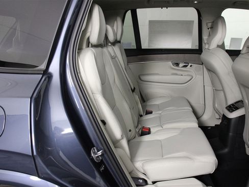 New 2026 Volvo XC90 T8 Ultra w/ Protection Package image 11