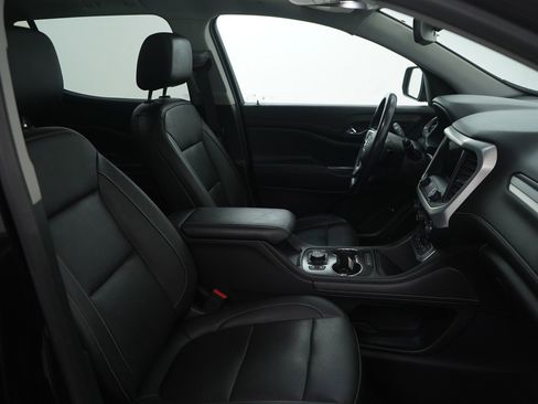 Used 2020 GMC Acadia SLT w/ Premium Package image 10