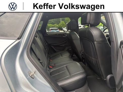 Used 2022 Porsche Macan S AWD/4WD image 32