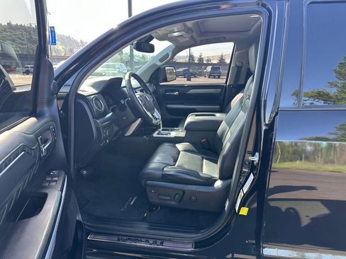 Used 2021 Toyota Tundra Platinum AWD/4WD image 13