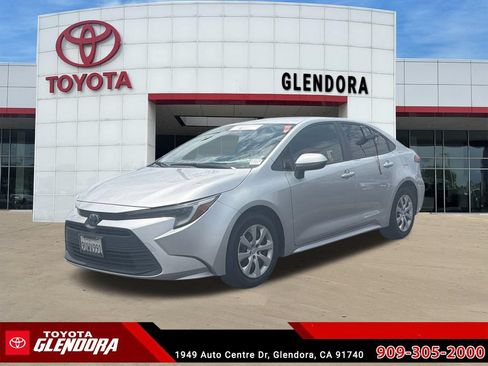 Certified 2025 Toyota Corolla LE w/ Carpet Mat Package (TMS) FWD image 5