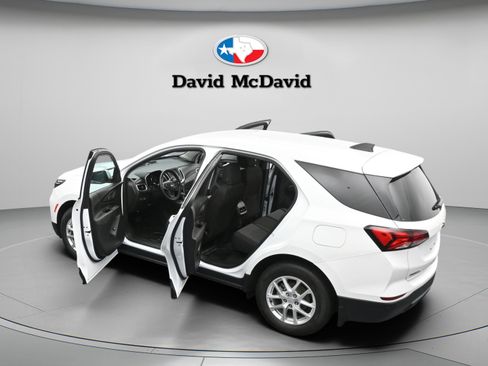 Used 2024 Chevrolet Equinox LT w/ LPO, Floor Liner Package FWD image 47