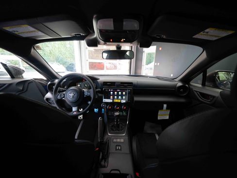 New 2025 Toyota GR86 Premium w/ GR Wheel Package (TMS image 19