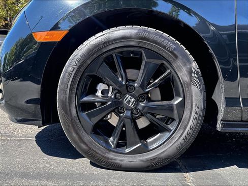 Used 2023 Honda Odyssey Sport image 9