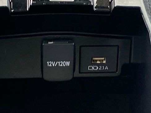 Certified 2021 Toyota Corolla LE image 22