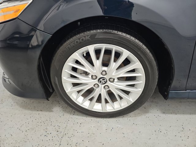 Used 2018 Toyota Camry XLE w/ Driver Assist Package FWD image 9