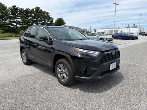 Used 2025 Toyota RAV4 XLE w/ Convenience Package AWD/4WD image 8