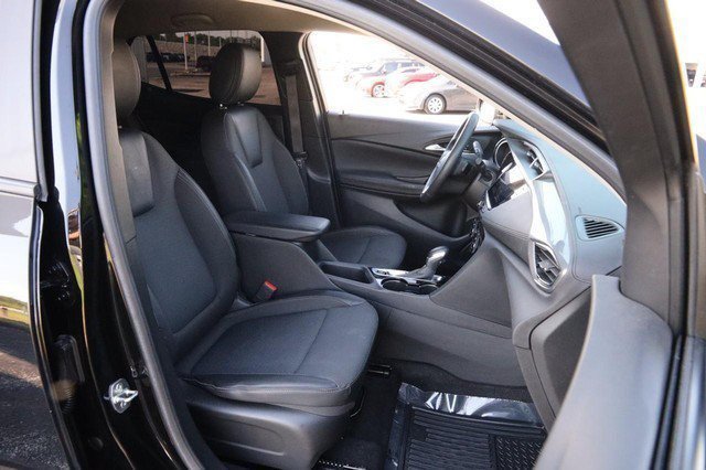 Used 2022 Buick Encore GX Select w/ Sport Touring Package FWD image 27