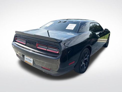 Used 2022 Dodge Challenger R/T w/ Blacktop Package RWD image 3