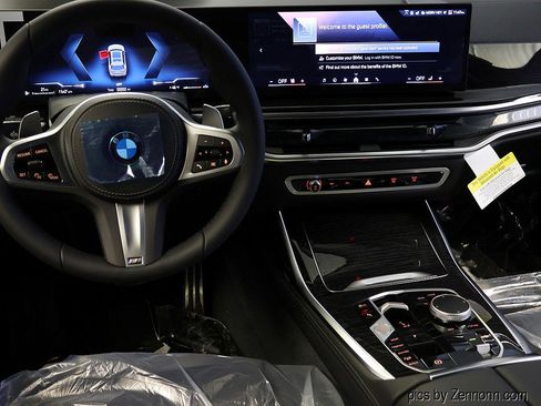 New 2026 BMW X7 xDrive40i w/ M Sport Package image 17