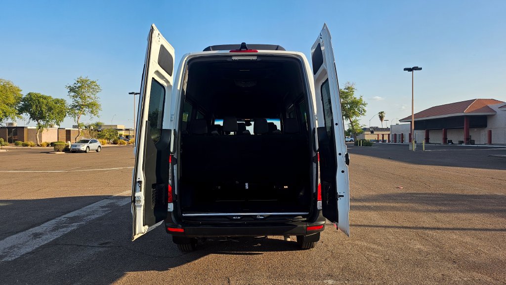 Used 2024 Mercedes-Benz Sprinter 2500 image 12