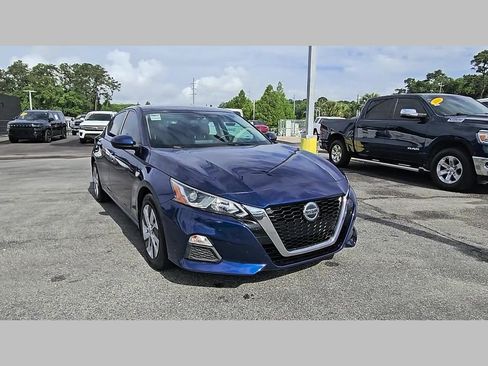 Used 2020 Nissan Altima 2.5 S FWD image 38