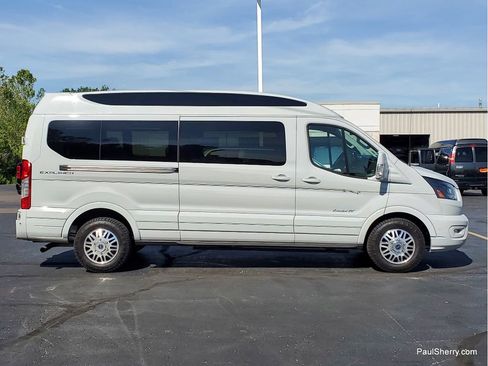 Used 2023 Ford Transit 150 Low Roof AWD image 2