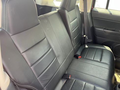 Used 2017 Jeep Patriot High Altitude AWD/4WD image 11