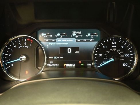 Used 2018 Ford Expedition XLT w/ Equipment Group 202A image 6