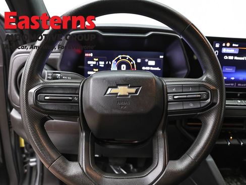 Used 2024 Chevrolet Colorado W/T RWD image 10