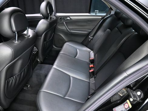 Used 2003 Mercedes-Benz C 230 Sedan image 47