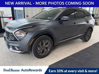 Used 2025 Kia Sportage SX Prestige video 3