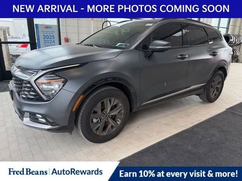 Used 2025 Kia Sportage SX Prestige image 3