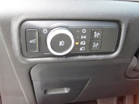 Used 2023 Ford Explorer Limited w/ Equipment Group 301A image 15