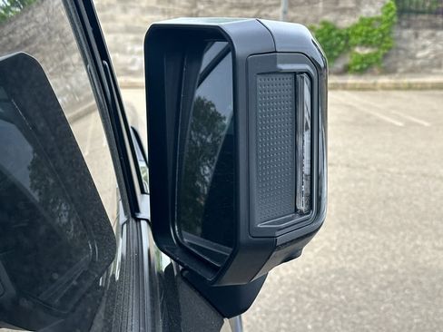 Used 2024 Lexus GX 550 w/ Accessory Package (Z1) image 13