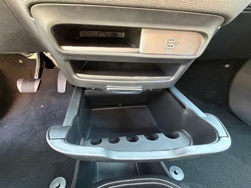 New 2026 Chrysler Pacifica Select image 22