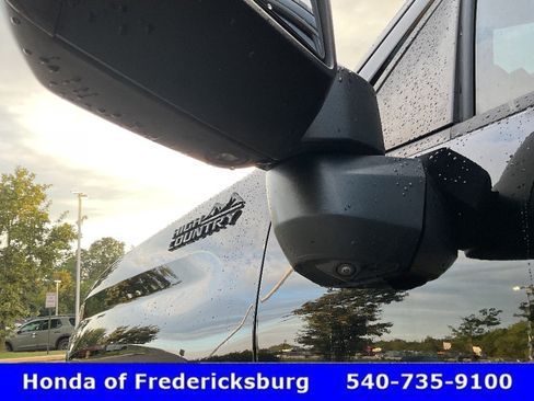 Used 2024 Chevrolet Silverado 2500 High Country w/ Midnight Edition AWD/4WD image 16
