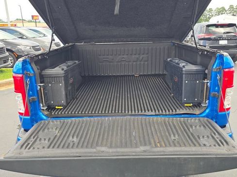 Used 2020 RAM 1500 Big Horn AWD/4WD image 14
