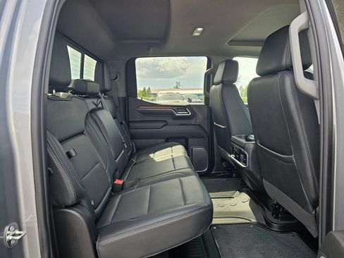 Used 2024 GMC Sierra 1500 Denali w/ Denali Reserve Package AWD/4WD image 12