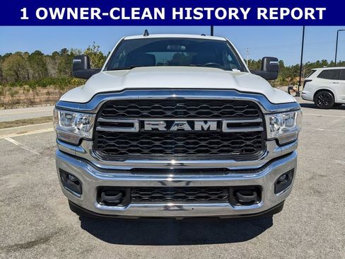 Used 2024 RAM 2500 Tradesman w/ Chrome Appearance Group image 7