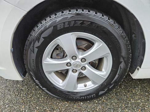 Used 2016 Toyota Sienna LE image 16